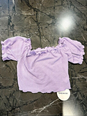 SHEIN Purple Short Sleeve Crop Top